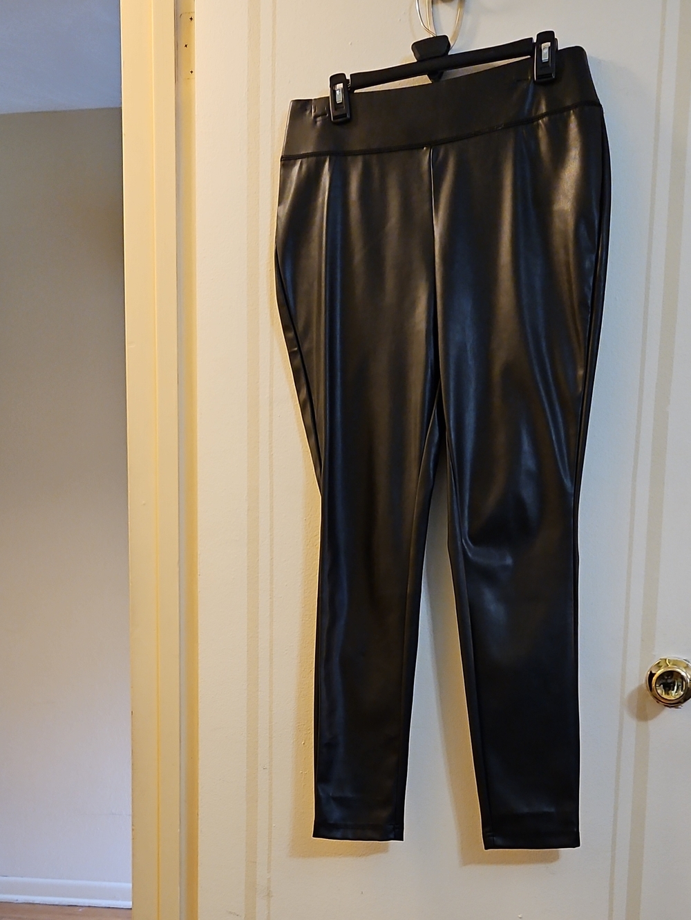 INC International Concepts Black Faux Leather Ponte Leggings, Size 12